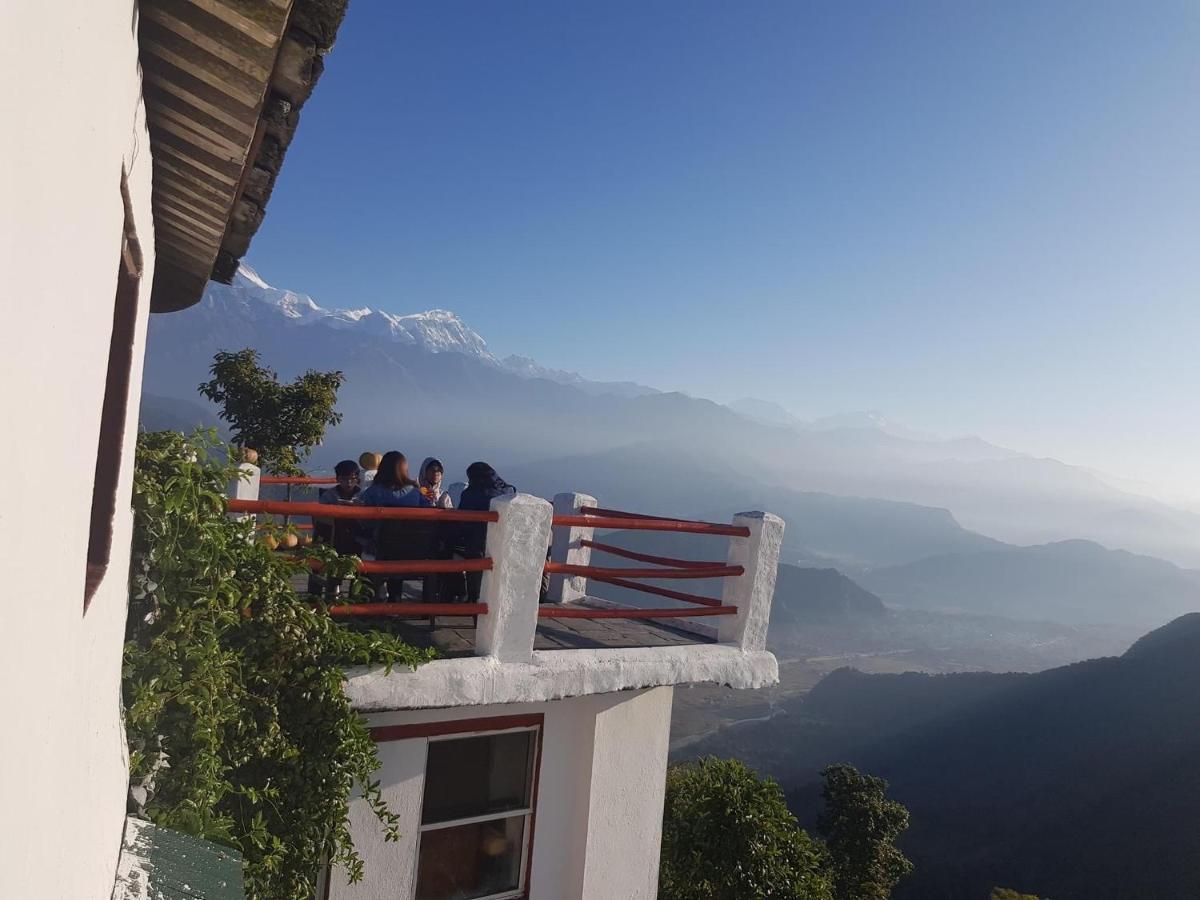 Es Deurali Resort Pokhara Exterior photo